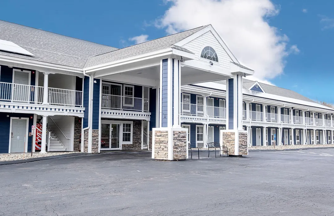 Hilltop Inn & Suites, Near Foxwoods Casino-1