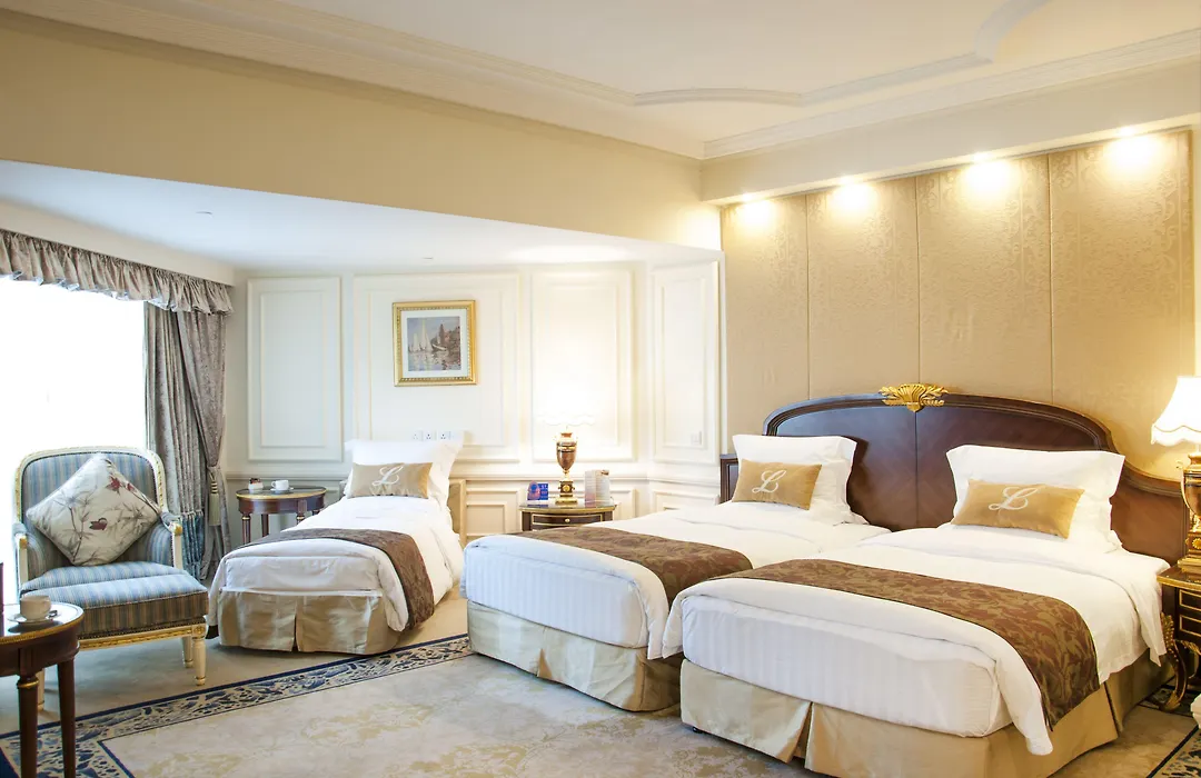 New Orient Landmark Hotel-1