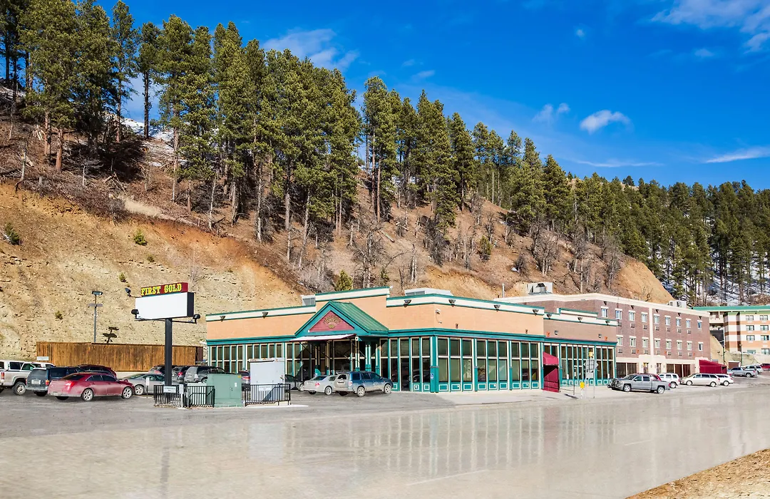 First Gold Gaming Resort-1