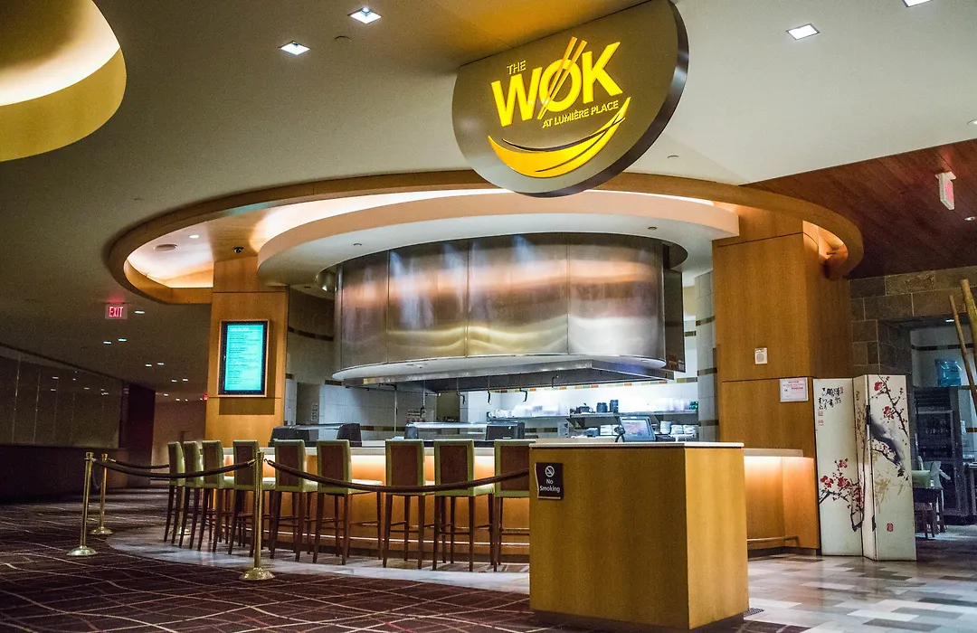 Hotelumiere At The Arch Hotel & Casino - A Caesars Rewards Destination-1