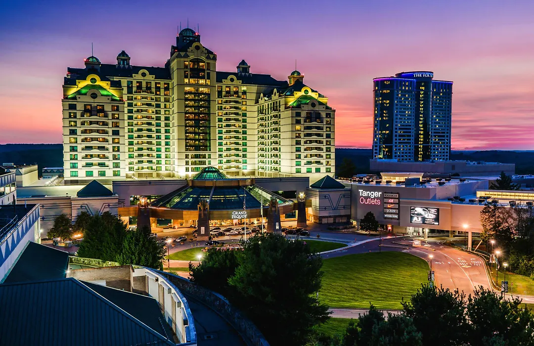 Grand Pequot Tower At Foxwoods-1