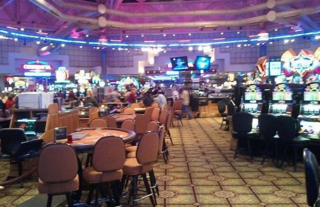 Seven Clans Hotel At Coushatta-1