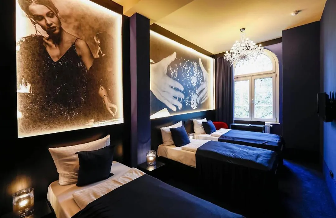 Sleephotels Casino-1