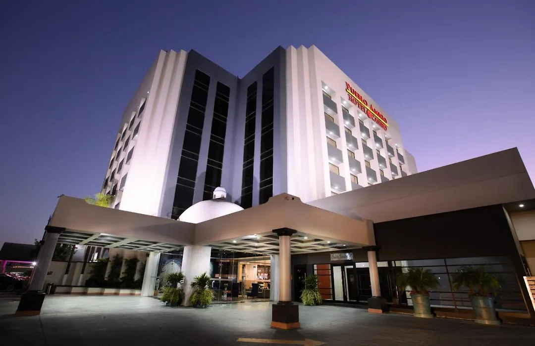 Pueblo Amigo Hotel Plaza Y Casino-1