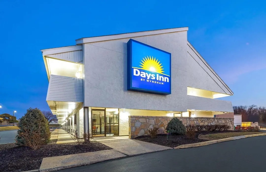Days Inn By Wyndham Kansas City Northeast-1