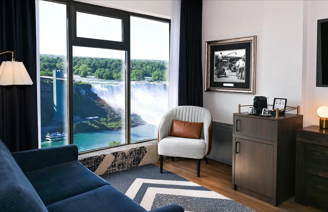 The Brock Niagara Falls Fallsview, Tapestry By Hilton-1
