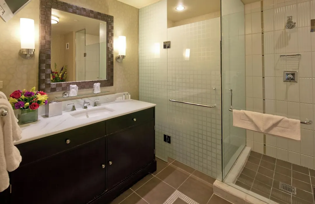 Isle Casino Hotel Bettendorf - A Caesars Rewards Destination-1