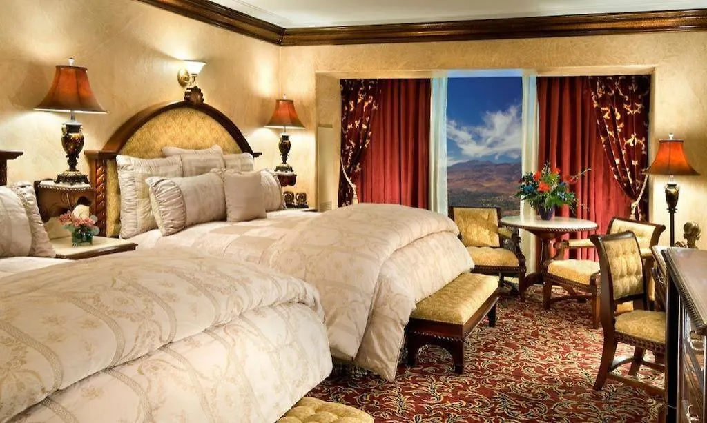Peppermill Resort Spa Casino-1