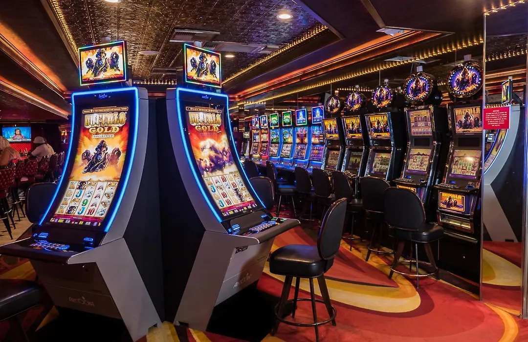 Skyline Hotel And Casino-1