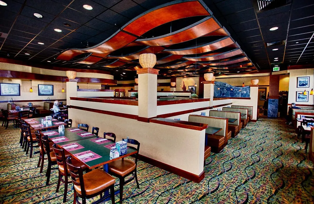 Lucky 7 Casino & Hotel-1