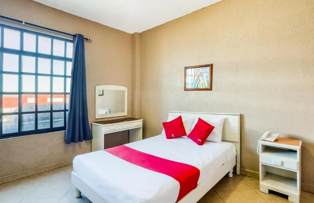 Oyo Hotel Kasino-1