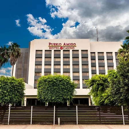 Pueblo Amigo Hotel Plaza Y Casino-3
