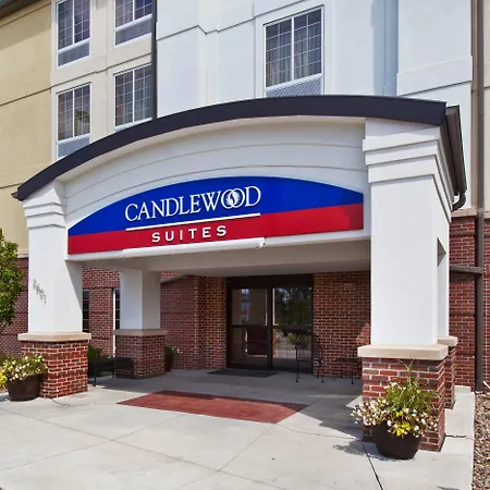 Candlewood Suites Omaha Airport-2