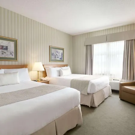 Days Inn By Wyndham Orillia-2