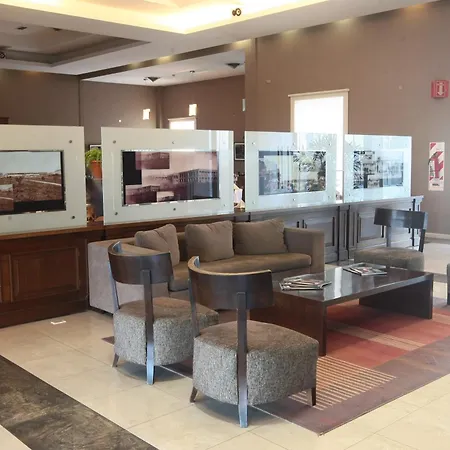 Howard Johnson Sierras Hotel y Casino Alta Gracia-3