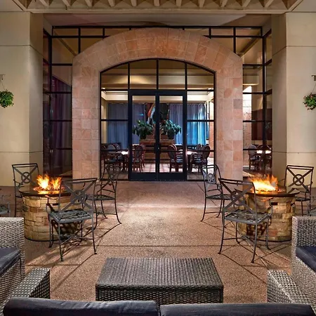 Sheraton Crescent Hotel-3