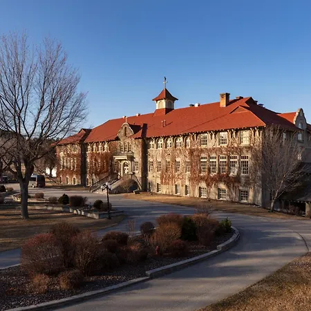 St. Eugene Golf Resort & Casino-2