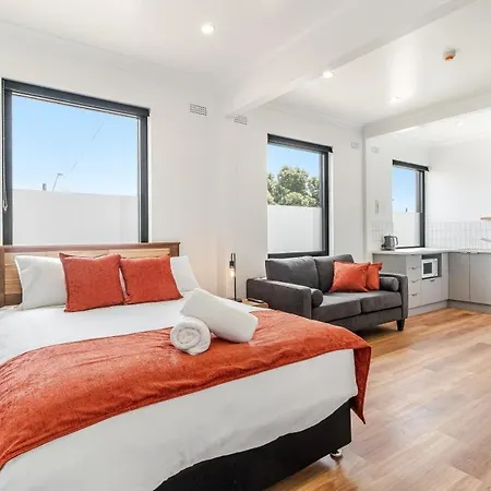 Canterbury Street Apartments-2