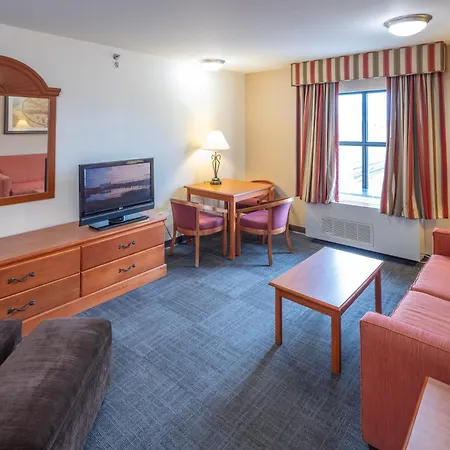 Akwesasne Mohawk Casino Resort And Players Inn Hotel-2