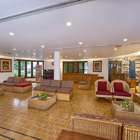 Casino Hotel - Cgh Earth, Cochin-2