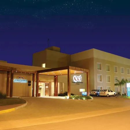 Howard Johnson Rio Cuarto Hotel y Casino-2