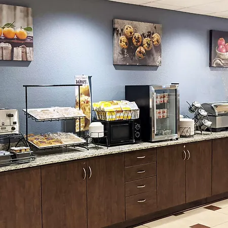 Microtel Inn & Suites By Wyndham Michigan City-3