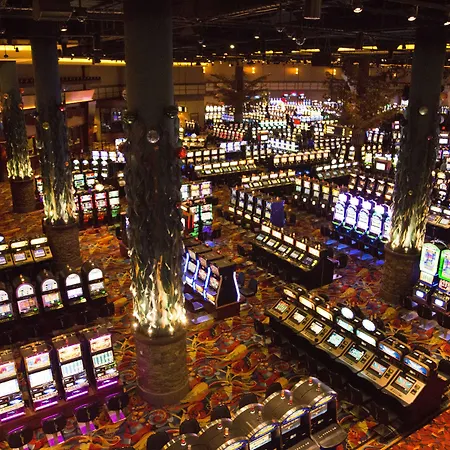 Bally'S Twin River Lincoln Casino & Hotel-3