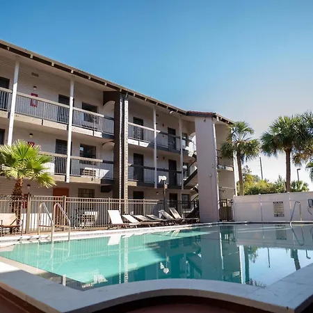 Rodeway Inn Near Ybor City - Casino-3