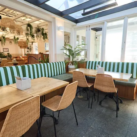 Coogee Bay Boutique Hotel-2