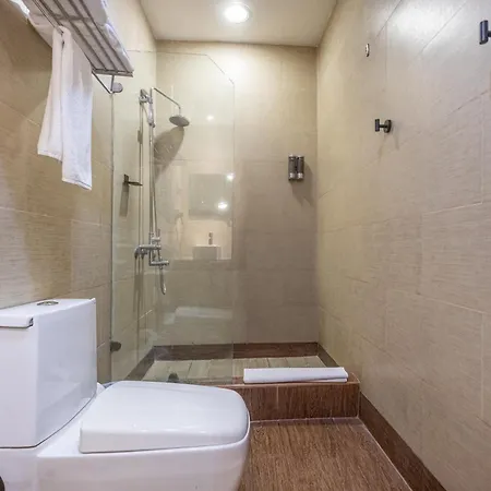 Weston Suites Hotel-2