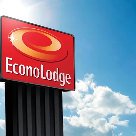 Econo Lodge Erie Near Casino-3