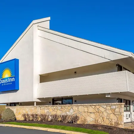 Days Inn By Wyndham Kansas City Northeast-3