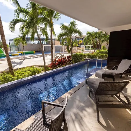 Royalton Riviera Cancun, An Autograph Collection All-Inclusive Resort & Casino (Adults Only)-3