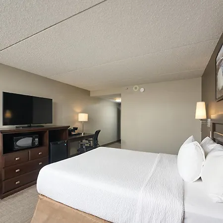 Canad Inns Destination Centre Club Regent Casino Hotel-3