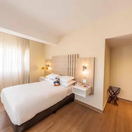 Hotel Faranda Express Soloy And Casino, A Member Of Radisson Individuals-3