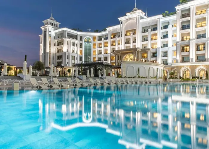Merit Royal Diamond Hotel & Spa Karavas 