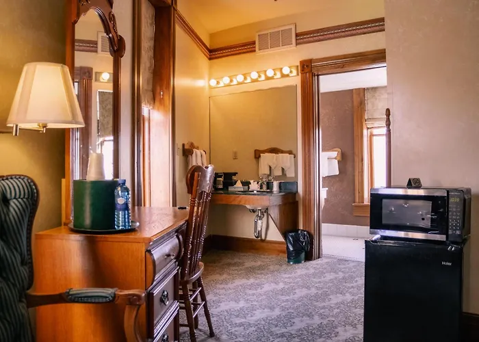 Historic Bullock Hotel Deadwood