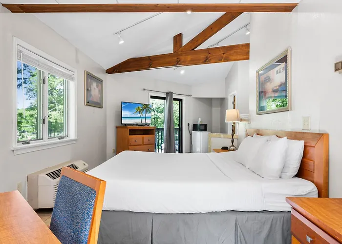 Cedar Park Inn North Stonington
