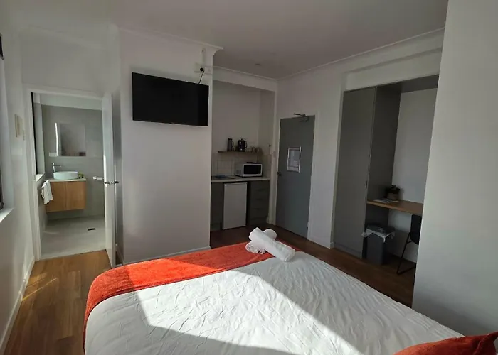 Canterbury Street Apartments Casino