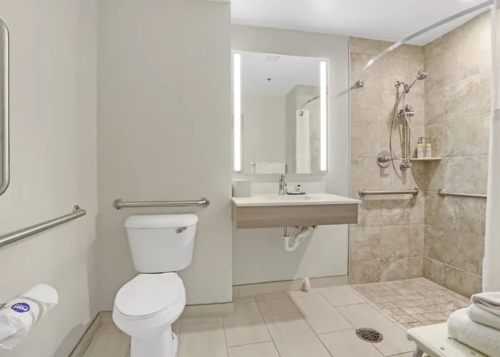 Holiday Inn Express - Gulfport Beach By Ihg