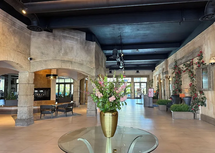 Tuscany Suites & Casino Las Vegas